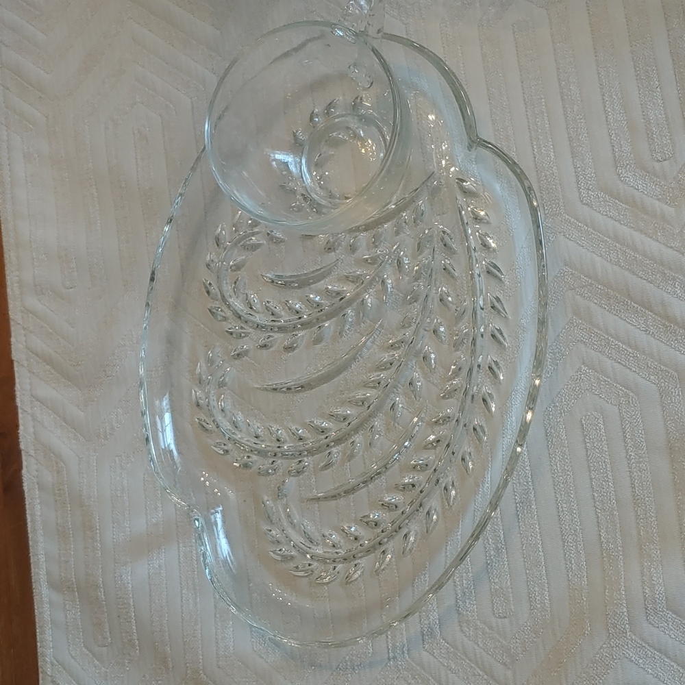 Vintage Federal glass snack set
